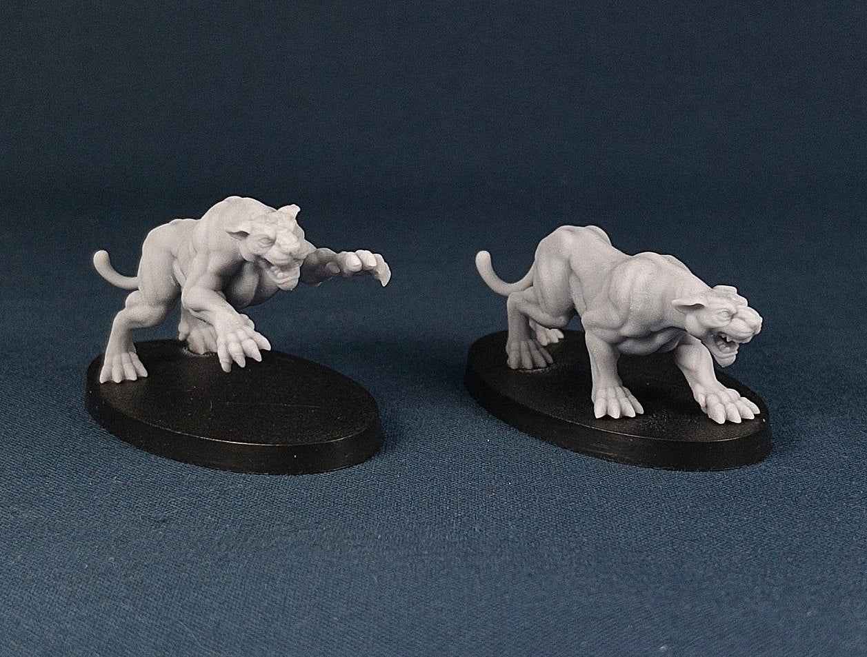 Panther Set | Vae Victis Miniatures | 32mm Scale | Creature | Resin Printed Tabletop RPG Figures | DND | 5E