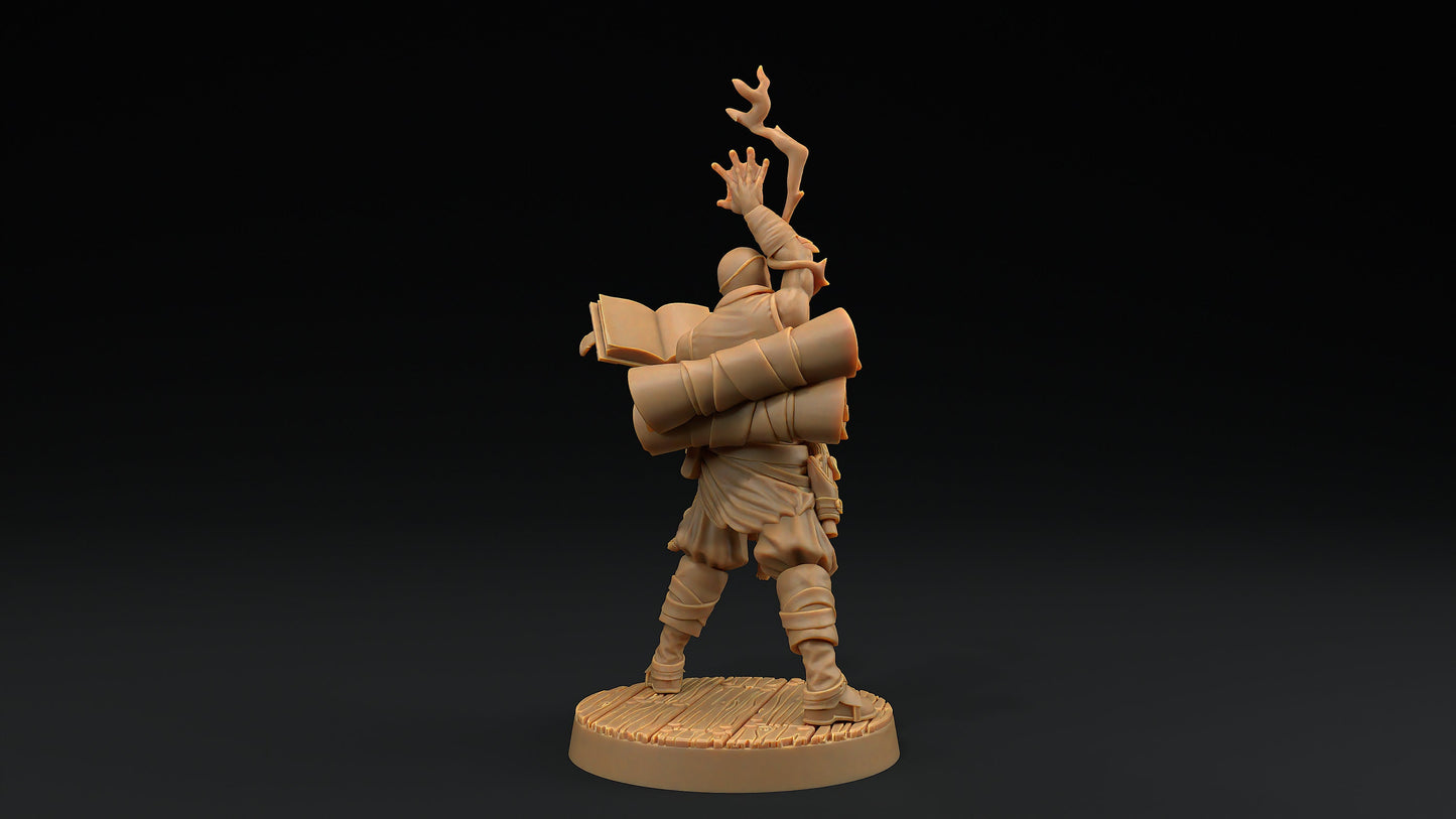 Bamf Tx'Aru | Dragon Trappers Lodge | Hunt for The Last Sea Angel | 32mm Scale Resin Printed Tabletop RPG Figure For DND