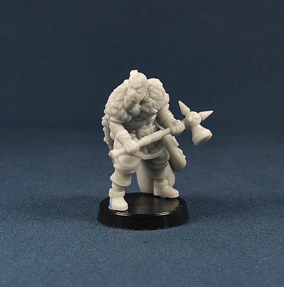 Hammer Wielding Warrior | Vae Victis Miniatures | 32mm Scale | Resin Printed Tabletop RPG Figures | DND | 5E
