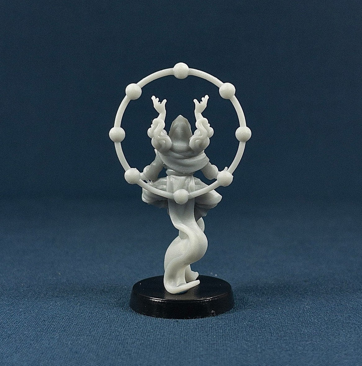 Spellcaster | Vae Victis Miniatures | Magic | NPC | Mystic | Resin | Tabletop | Miniatures | TTRPG | DND | 5E