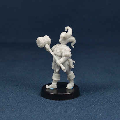 Jester | Bae Victis | Vae Victis Miniatures | Hammer | Harlequin | Carnival | NPC | Resin | Tabletop | Miniatures | TTRPG | DND | 5E