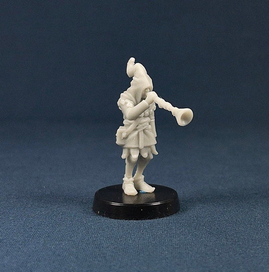 Trumpeter | Vae Victis Miniatures | Jester | NPC | Townsfolk | Commoner | Resin | Tabletop | Miniatures | TTRPG | DND | 5E
