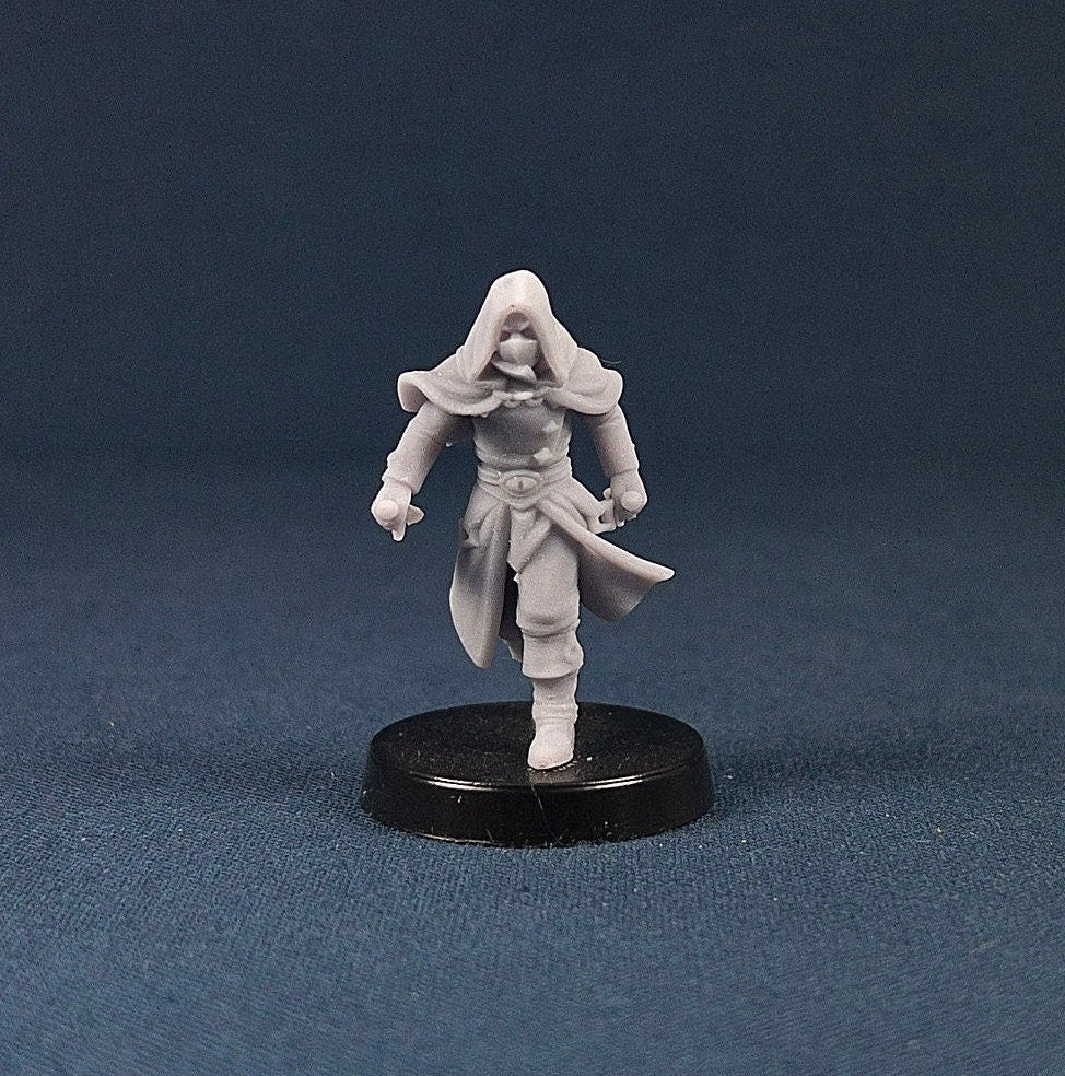 Dark Rogue | Vae Victis Miniatures | Evil | NPC | Cultist | Resin | Tabletop | Miniatures | TTRPG | DND | 5E