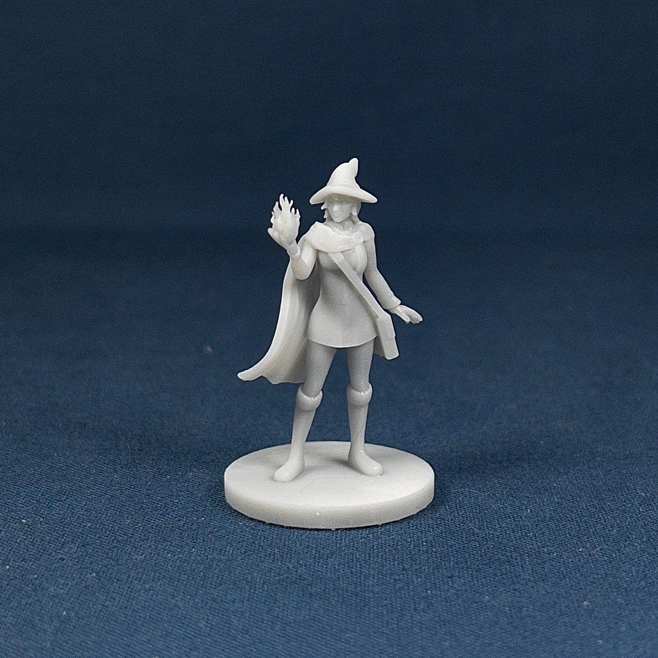Mage | MZ4250 | 28mm | Resin | Tabletop | Miniatures | TTRPG | DND | 5E