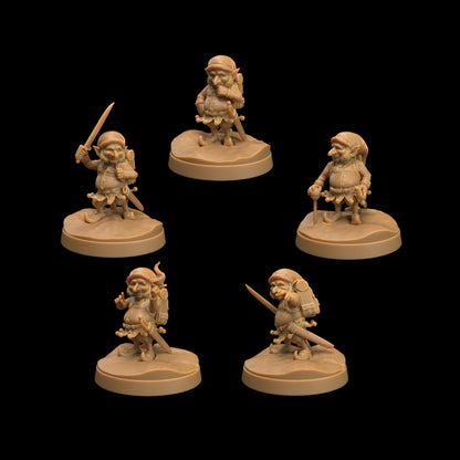 Christmas Elf Set | Dragon Trappers Lodge | Winter Advent Calendar | 32mm Scale Resin Printed Tabletop RPG Figure For DND 5E and OPR