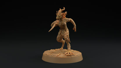 Nyxia Shadowblade | Dragon Trappers Lodge | Draconic Hero | Rogue Dragonborn | 32mm Scale Resin Printed Tabletop RPG Figure For DND 5E