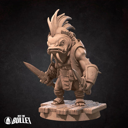 Locathah Dagger Bandit | Bite The Bullet | Bullet Town Fishing Village | 35mm Scale Resin Printed Tabletop RPG Miniature Figures For DND 5E