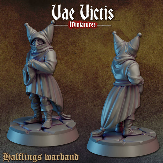 Strange Figure | Vae Victis Miniatures | 32mm Scale Resin Printed Tabletop RPG Figures for Tabletop Roleplaying or Wargaming