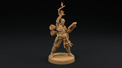 Bamf Tx'Aru | Dragon Trappers Lodge | Hunt for The Last Sea Angel | 32mm Scale Resin Printed Tabletop RPG Figure For DND