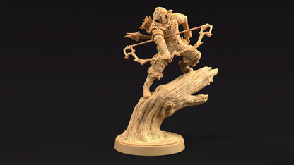 Lyklor, Master Hunter | Dragon Trappers Lodge | Journey Through The Direlands | 32mm Scale Resin Printed Tabletop RPG Figure For DND