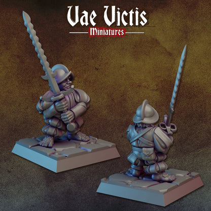 Halfling Elite Set | Vae Victis Miniatures | 32mm Scale Resin Printed Tabletop RPG Figures for Tabletop Roleplaying or Wargaming