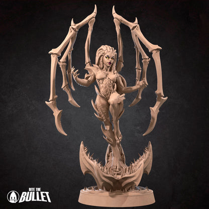 Sarah Queen Of Blades | NSFW Option | Bite The Bullet | 35mm Scale | Resin Printed Tabletop RPG Miniature Figures | DND | 5E