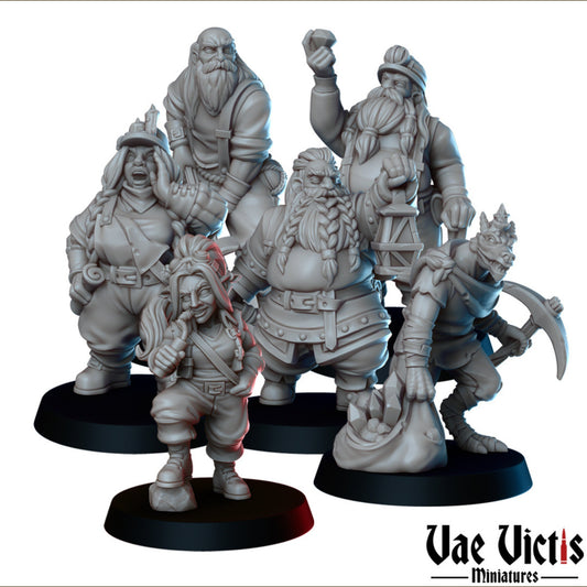 Miners Set | Vae Victis Miniatures | 32mm Scale Resin Printed Tabletop RPG Figures for Tabletop Roleplaying or Wargaming