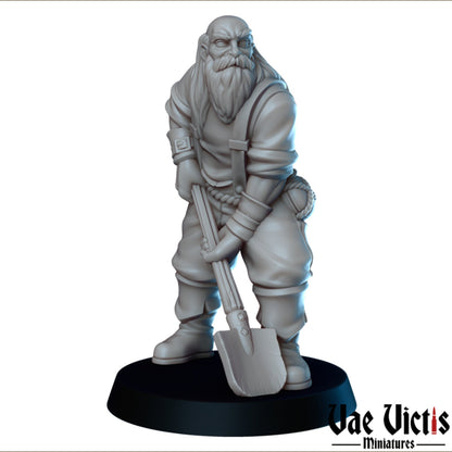 Miners Set | Vae Victis Miniatures | 32mm Scale Resin Printed Tabletop RPG Figures for Tabletop Roleplaying or Wargaming