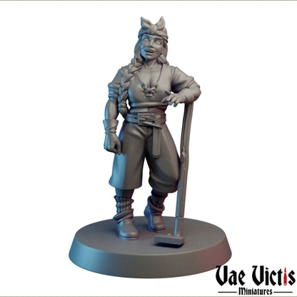 Farmer Woman | Vae Victis Miniatures | 32mm Scale Resin Printed Tabletop RPG Figures for Tabletop Roleplaying or Wargaming