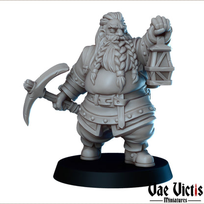 Miners Set | Vae Victis Miniatures | 32mm Scale Resin Printed Tabletop RPG Figures for Tabletop Roleplaying or Wargaming