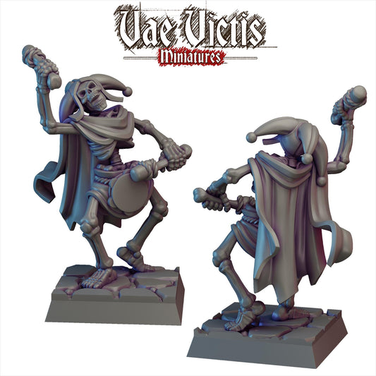 Undead Jester | Vae Victis Miniatures | 32mm Scale Resin Printed Tabletop RPG Figures for Tabletop Roleplaying or Wargaming